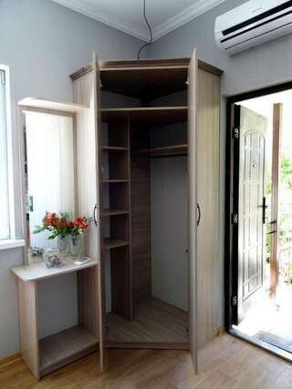 Гостевой дом Пани Яроцька Евпатория Улучшенный двухместный номер с 1 кроватью-7